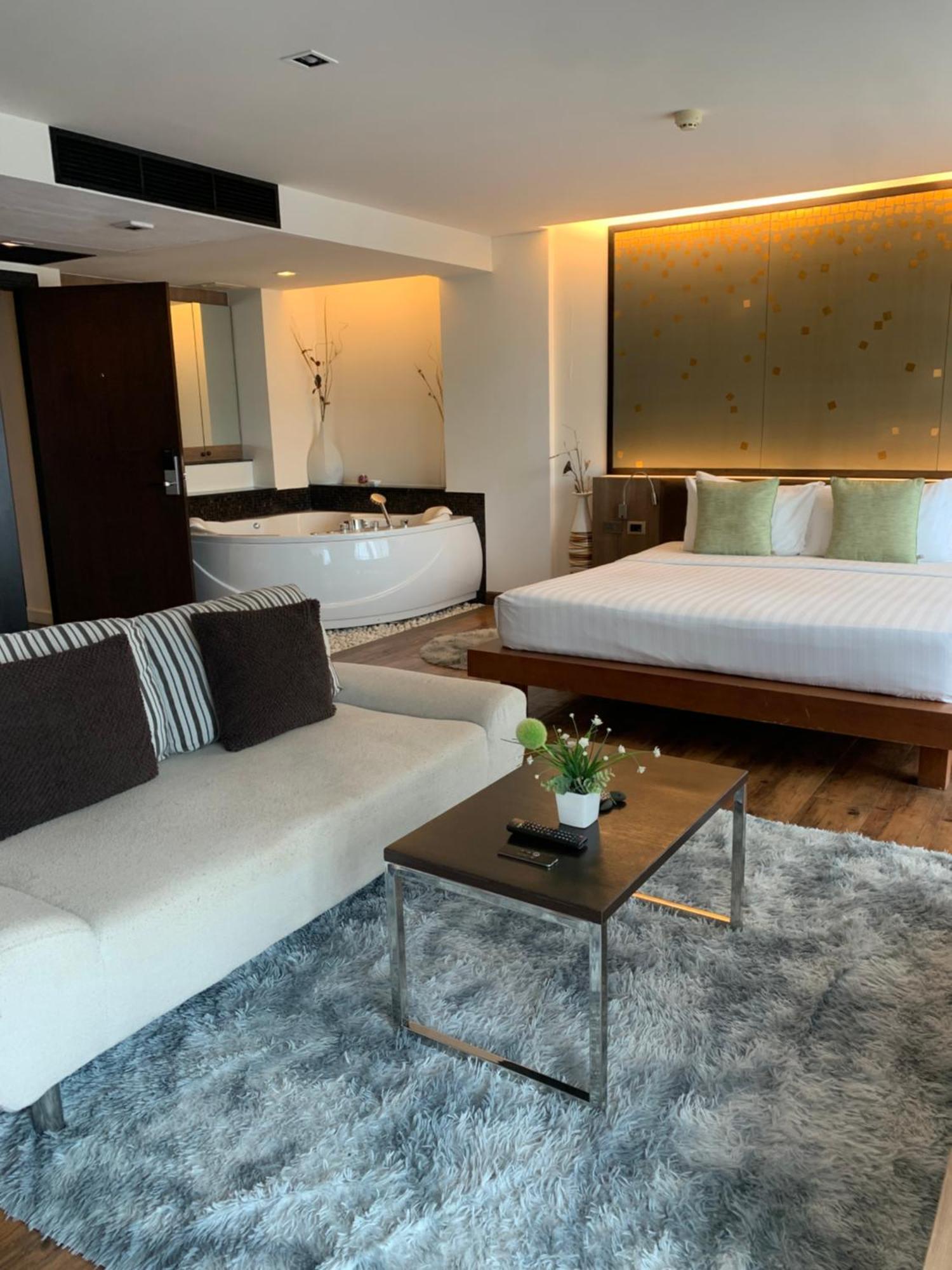Luxury By Atlas X Kata Beach (Phuket)