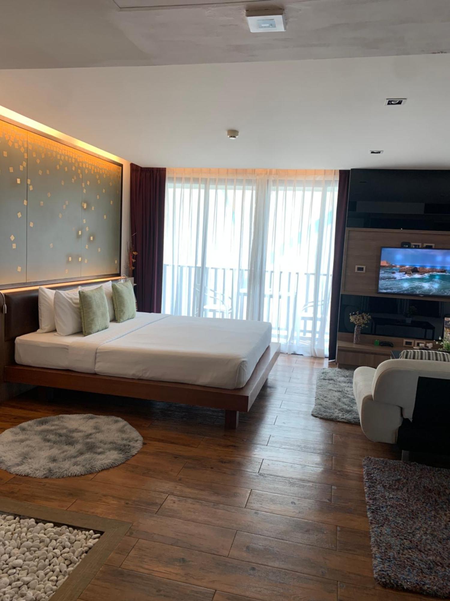 Luxury By Atlas X * Kata Beach (Phuket)